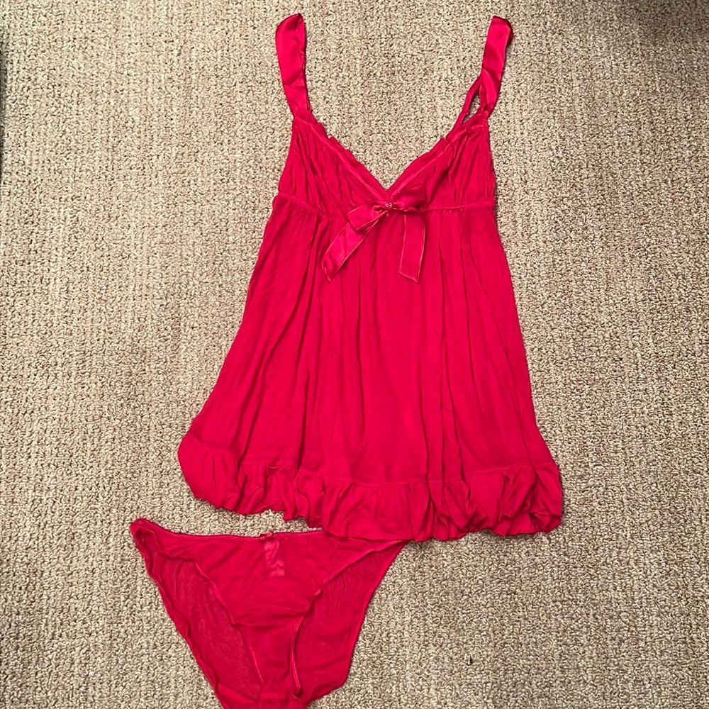 Victoria's Secret Red Sheer Nightgown with Matching Underwear Size Medium